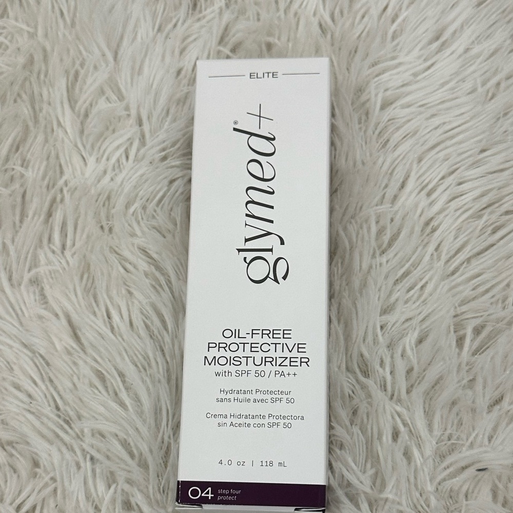 Glymed Oil-Free Protective Moisturizer with SPF 50 - White